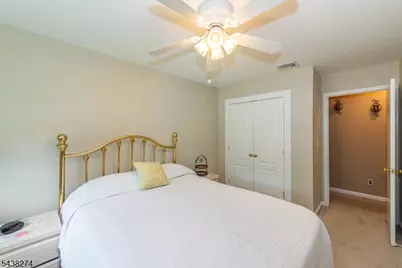 21 Whitegate Rd, Roxbury Township, NJ 07876 - Photo 23