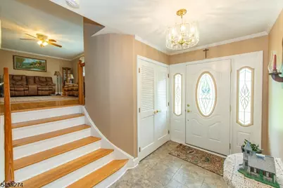 21 Whitegate Rd, Roxbury Township, NJ 07876 - Photo 17
