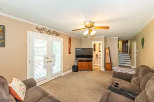 21 Whitegate Rd, Roxbury Township, NJ 07876 - Photo 15