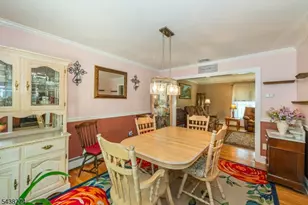 21 Whitegate Rd, Roxbury Township, NJ 07876 - Photo 7
