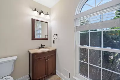 42 Shire Ct, Hillsborough Township, NJ 08844 - Photo 15