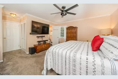 37 Holmes Oval, New Providence, NJ 07974 - Photo 21