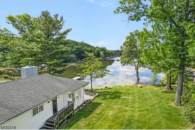 257 Hudson Ave, Hopatcong, NJ 07843 - Photo 3