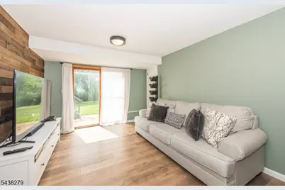 6 Honeyman Dr, Roxbury Township, NJ 07876 - Photo 13