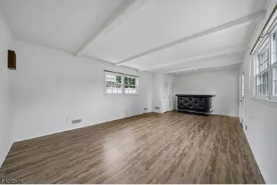 66 Berkeley Ave, Berkeley Heights Township, NJ 07922 - Photo 13