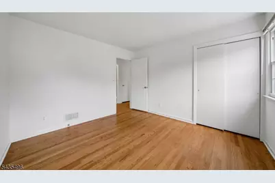 66 Berkeley Ave, Berkeley Heights Township, NJ 07922 - Photo 21