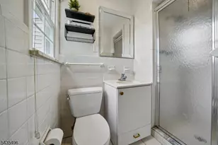 66 Berkeley Ave, Berkeley Heights Township, NJ 07922 - Photo 27