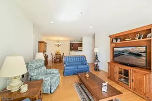 1305 Gatherings Dr, Haledon, NJ 07508 - Photo 9