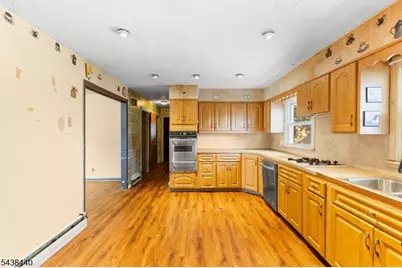 102 Hobson St, Bloomfield, NJ 07003 - Photo 5