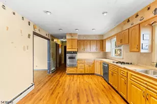102 Hobson St, Bloomfield, NJ 07003 - Photo 5