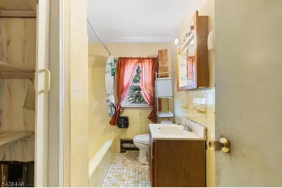 102 Hobson St, Bloomfield, NJ 07003 - Photo 15