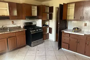 149 N Essex Ave, Orange, NJ 07050 - Photo 5