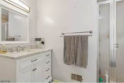 1411 Mopsick Ave, Linden, NJ 07036 - Photo 29