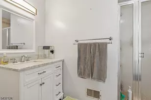 1411 Mopsick Ave, Linden, NJ 07036 - Photo 29