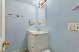 1411 Mopsick Ave, Linden, NJ 07036 - Photo 21