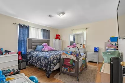 1411 Mopsick Ave, Linden, NJ 07036 - Photo 25