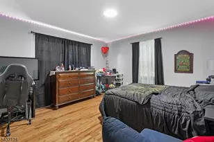 1411 Mopsick Ave, Linden, NJ 07036 - Photo 17