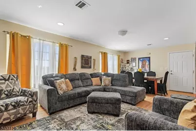 1411 Mopsick Ave, Linden, NJ 07036 - Photo 3