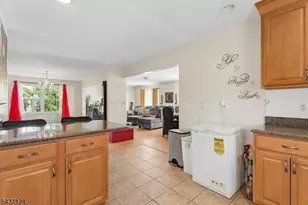 1411 Mopsick Ave, Linden, NJ 07036 - Photo 9