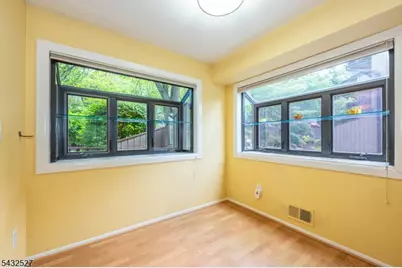189 N Main St, Boonton Town, NJ 07005 - Photo 5