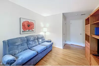 7 Southwood Dr, Parsippany, NJ 07950 - Photo 29