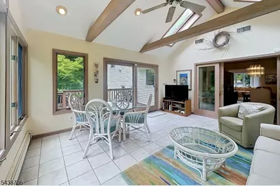 7 Southwood Dr, Parsippany, NJ 07950 - Photo 9