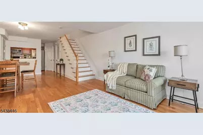 112C N Broadway, Old Bridge Township, NJ 08879 - Photo 9