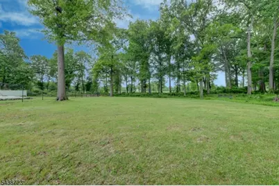 36 Hemlock Ave, Lincoln Park, NJ 07035 - Photo 11