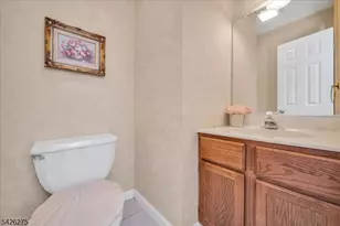25 Solomon Dr, Bridgewater, NJ 08807 - Photo 19