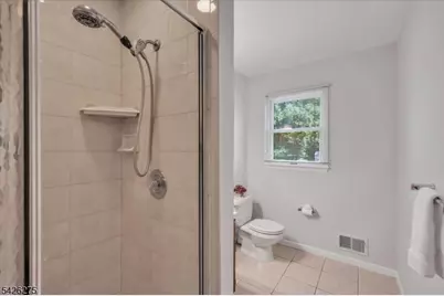 25 Solomon Dr, Bridgewater, NJ 08807 - Photo 15