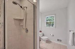 25 Solomon Dr, Bridgewater, NJ 08807 - Photo 15