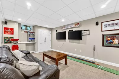 21 Harvest Dr, Hillsborough Township, NJ 08844 - Photo 35