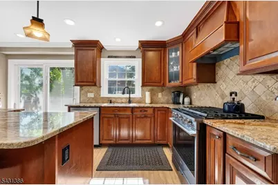 21 Harvest Dr, Hillsborough Township, NJ 08844 - Photo 5