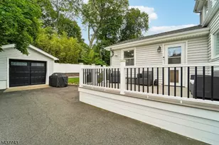 13 Crane Terrace, Verona, NJ 07044 - Photo 37
