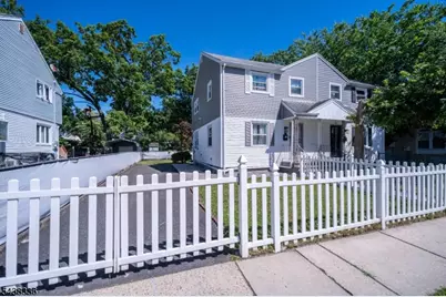 42 Telford St, East Orange, NJ 07018 - Photo 5