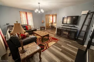 42 Telford St, East Orange, NJ 07018 - Photo 7