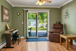 70 Lake Pochung Rd, Vernon, NJ 07461 - Photo 19