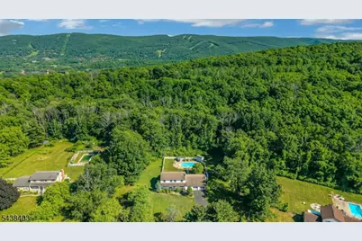 70 Lake Pochung Rd, Vernon, NJ 07461 - Photo 41