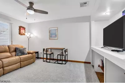 465 Ellen St, Union Township, NJ 07083 - Photo 11
