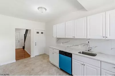 35 Grand Ave, Newark, NJ 07106 - Photo 5