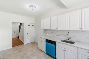35 Grand Ave, Newark, NJ 07106 - Photo 5