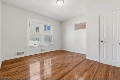 35 Grand Ave, Newark, NJ 07106 - Photo 17