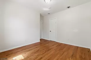 35 Grand Ave, Newark, NJ 07106 - Photo 11