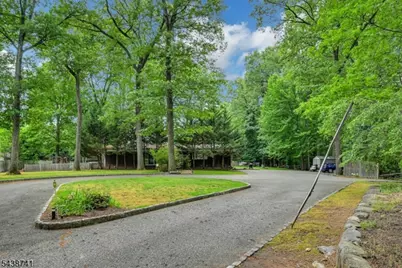 2009 E Glen Ave, Washington Township, NJ 07676 - Photo 5