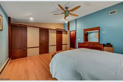 2009 E Glen Ave, Washington Township, NJ 07676 - Photo 15