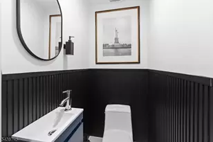 22 8th Ave, Newark, NJ 07104 - Photo 13