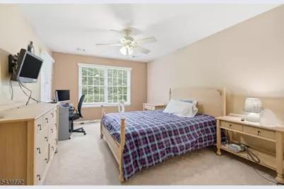 61 Schweinberg Dr, Roseland, NJ 07068 - Photo 15