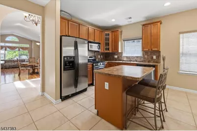 3 Daulton Dr, Franklin Township, NJ 08873 - Photo 9