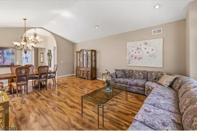 3 Daulton Dr, Franklin Township, NJ 08873 - Photo 7
