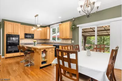 14 Hawk Dr, Raritan Township, NJ 08551 - Photo 11